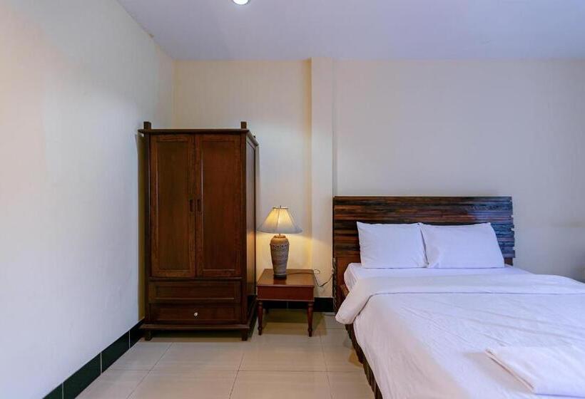 اتاق سوپریور, Deeden Pattaya Resort