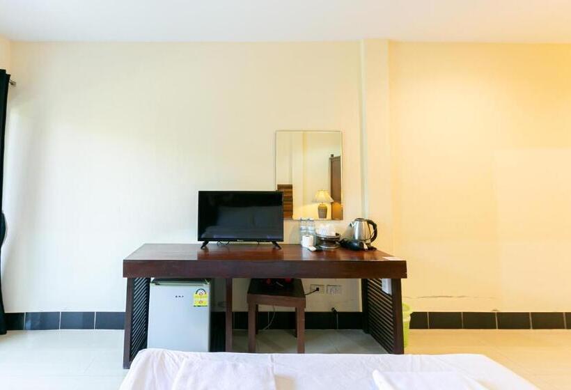 اتاق سوپریور, Deeden Pattaya Resort