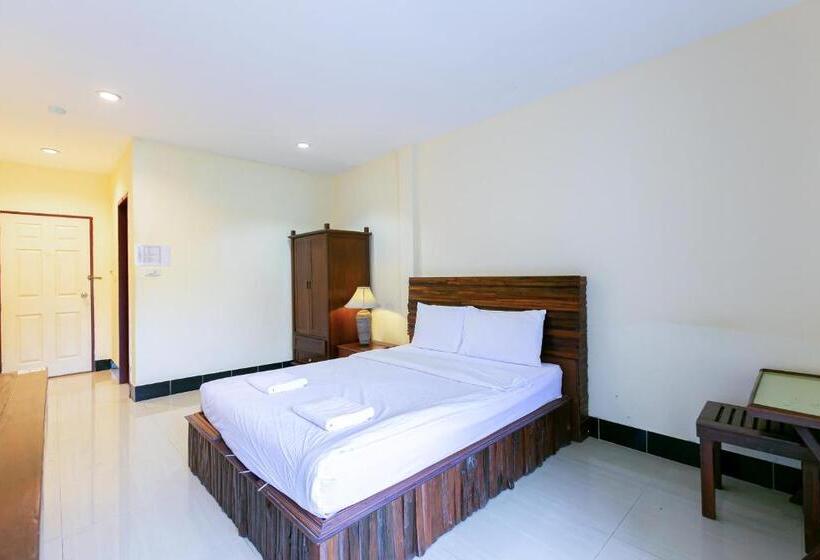 اتاق سوپریور, Deeden Pattaya Resort