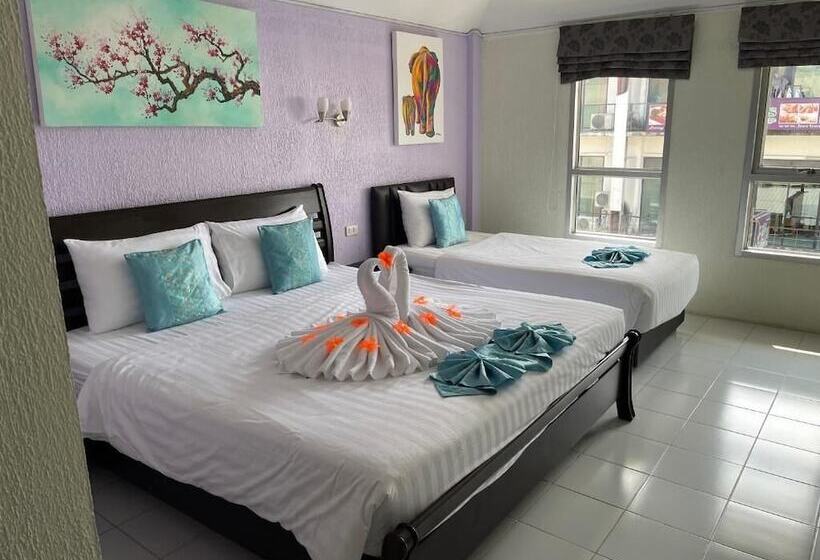 标准三人间, Samui Green