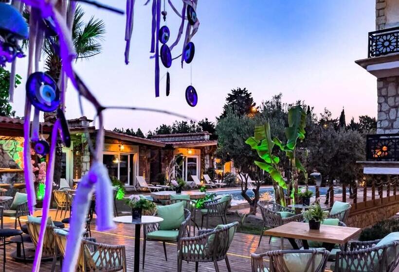 Chambre Familiale Vue Jardin, Etiz Hotels Alaçatı