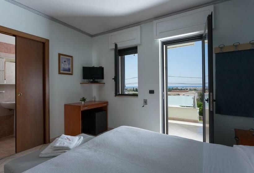 Номер Стандарт, Li Pali Hotel & Restaurant