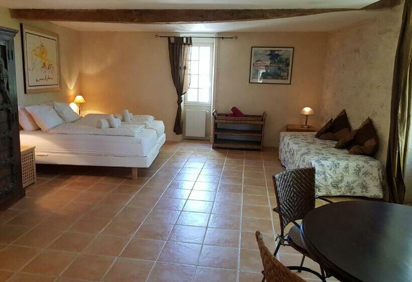 Трехместный Номер Deluxe, Villa Mas