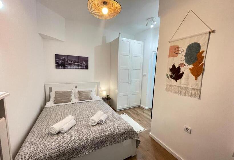 آپارتمان سوپریور 1 خوابه, Apartment 42   City Center