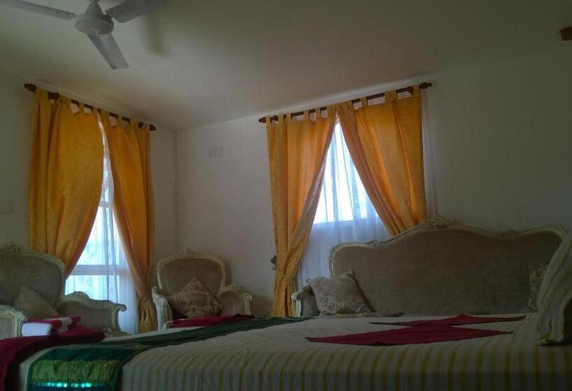 Номер Deluxe, Sea Bay Resort