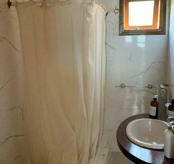 Quarto Triplo Estandar, Hosteria Hainen