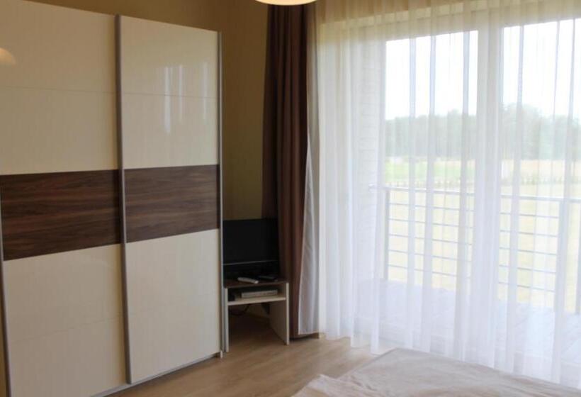 اتاق استاندارد با سرویس بهداشتی مشترک, Beach Guesthouse Lenkas