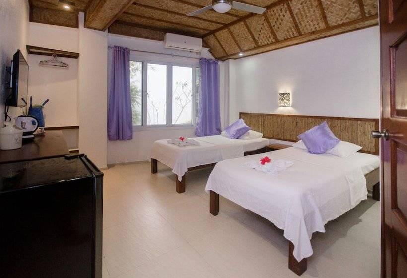 디럭스 룸, Ralph S Place