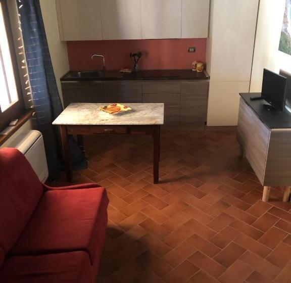 Apartament 1 Dormitor cu Priveliște către Grădină, B&b La Foresteria