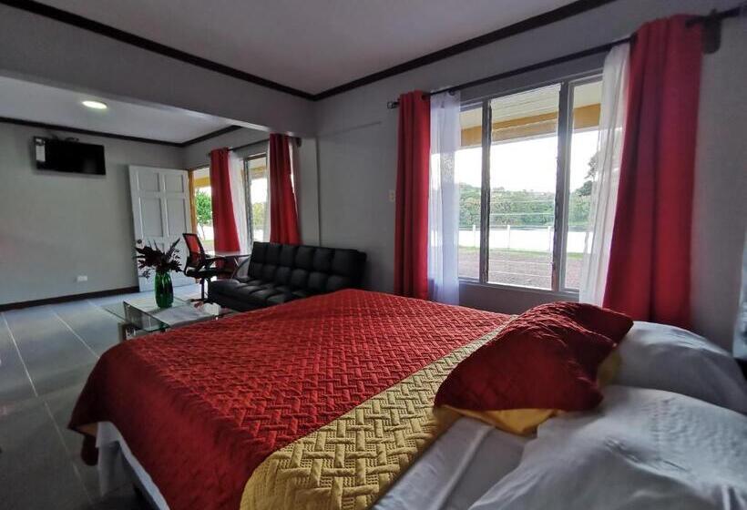 Standard studio with lake view, Puerto San Luis