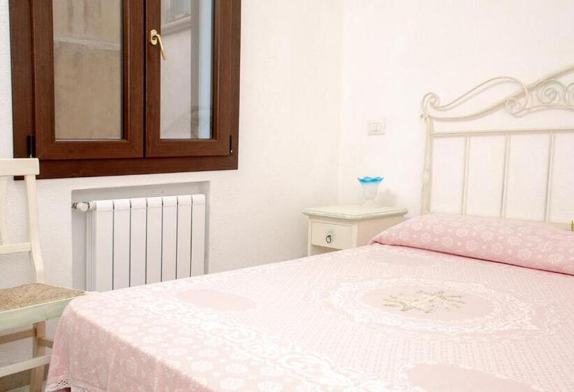 آپارتمان 1 خوابه با چشم‌انداز دریا, Residence La Marmorata