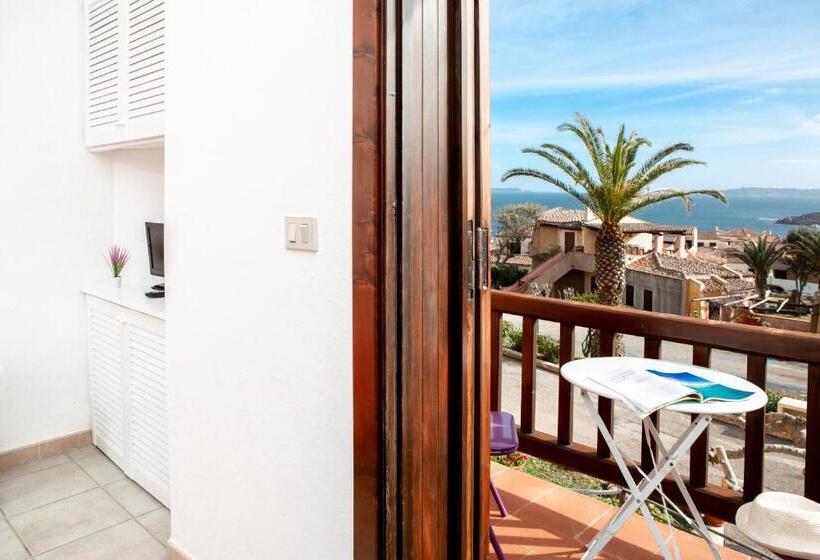 استودیوی استاندارد با چشم‌انداز دریا, Residence La Marmorata