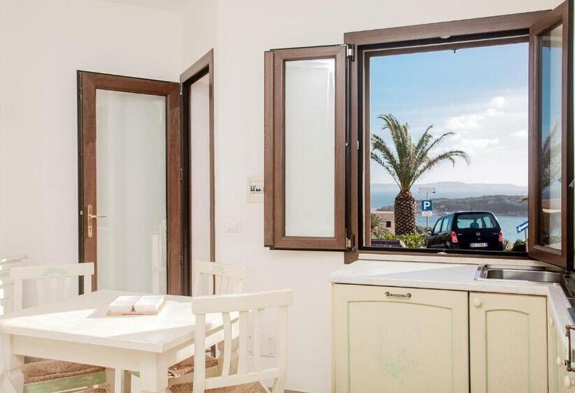 آپارتمان 1 خوابه با چشم‌انداز دریا, Residence La Marmorata