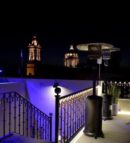 استودیوی استاندارد, Casa 1810 Hotel Boutique