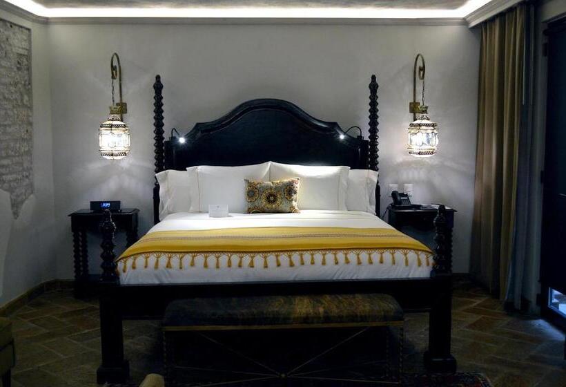 اتاق لوکس, Casa 1810 Hotel Boutique