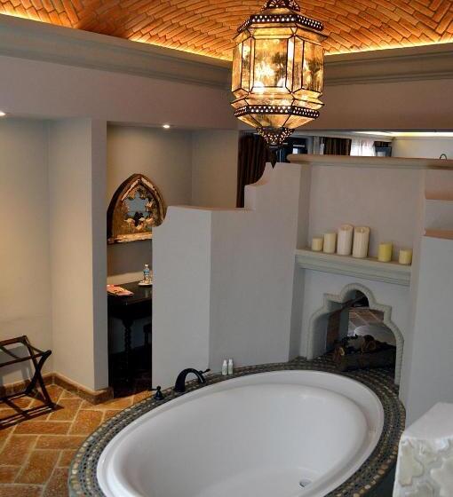 سوییت, Casa 1810 Hotel Boutique
