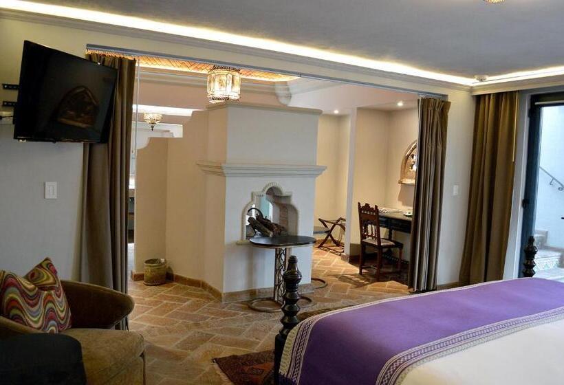 سوییت, Casa 1810 Hotel Boutique