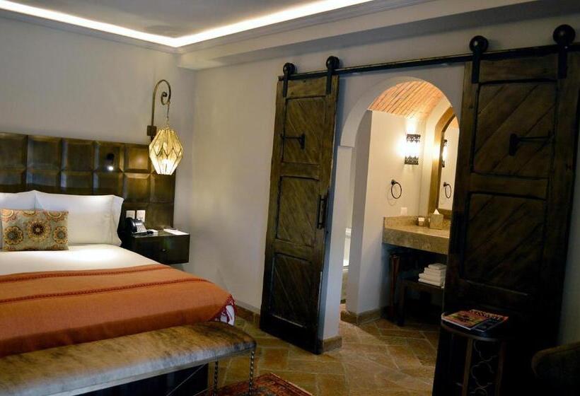 اتاق استاندارد, Casa 1810 Hotel Boutique