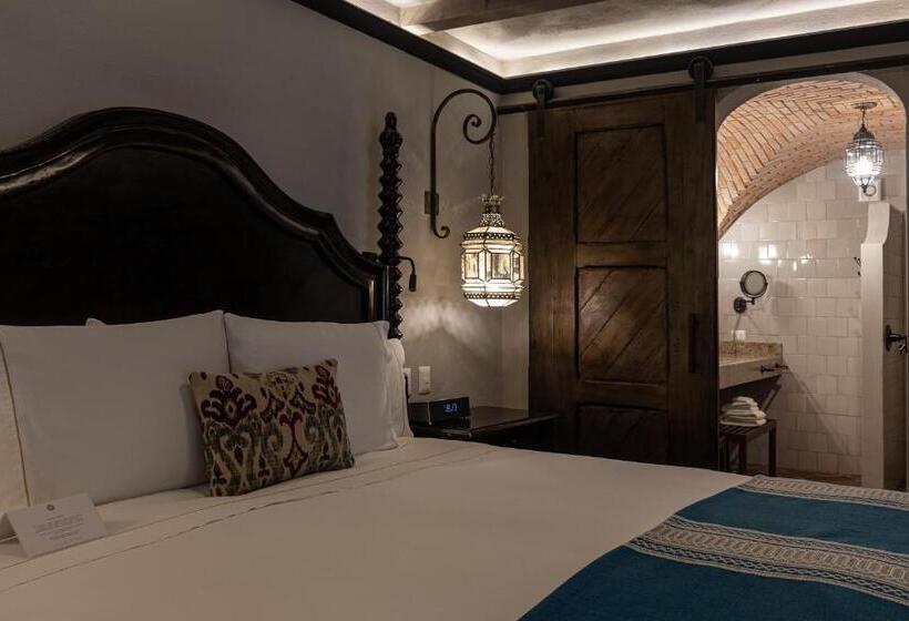 اتاق لوکس, Casa 1810 Hotel Boutique