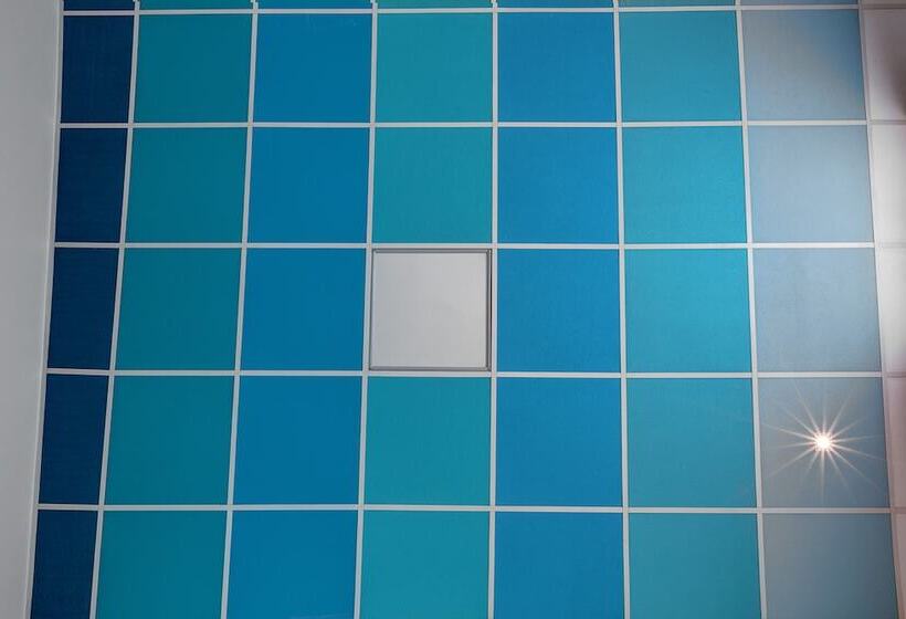غرفة قياسية, Colors Central Ladadika