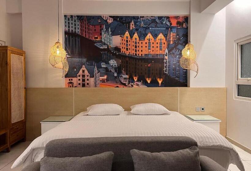 Президентский Люкс, Fastrooms Bekasi