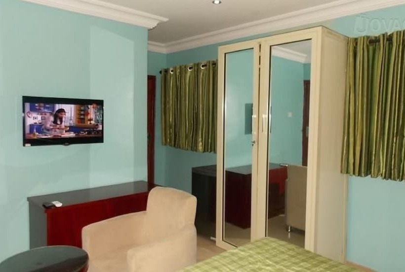 اتاق پنت هاوس, Divine Foutain Apapa Branch