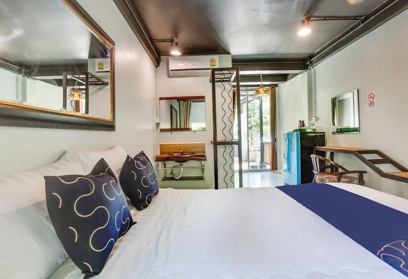اتاق لوکس, Capital O 1051 Pagoda House