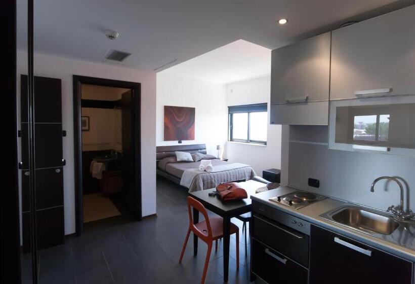 إستوديو قياسى, Della Piana Residence