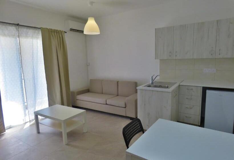 带2个卧室的高级公寓, Polyxeni Hotel Apartments