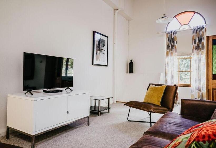 Апартаменты 2 Спальни, Albert Hotel Daylesford