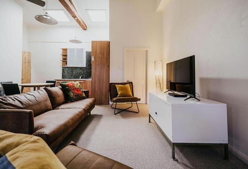 Апартаменты 2 Спальни, Albert Hotel Daylesford