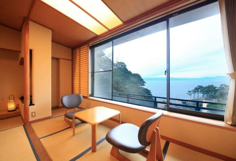 Номер Стандарт, Nishiizu Koyoi Onsen