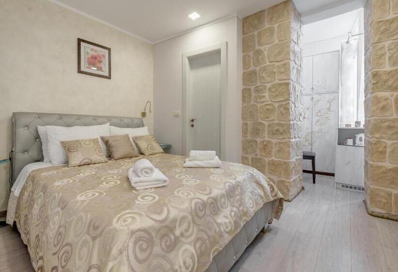 اتاق استاندارد, Metropole Luxury Rooms