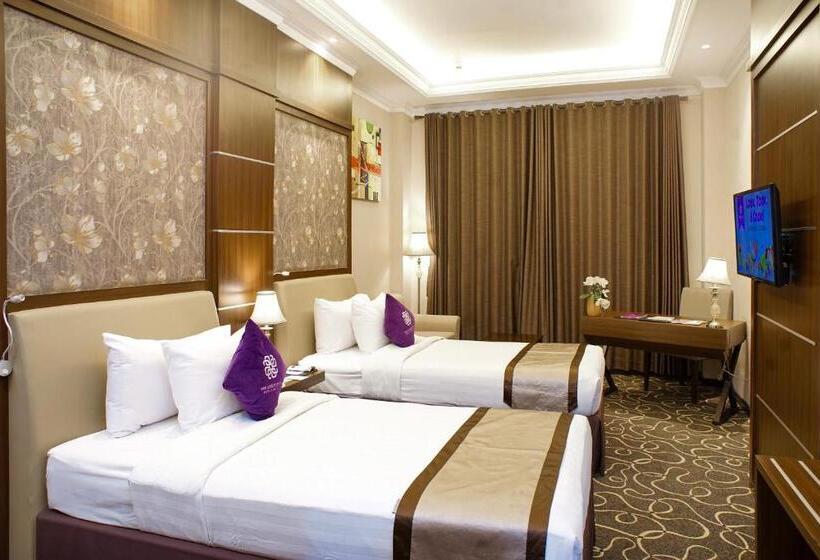 Deluxe Kamer, Adhiwangsa
