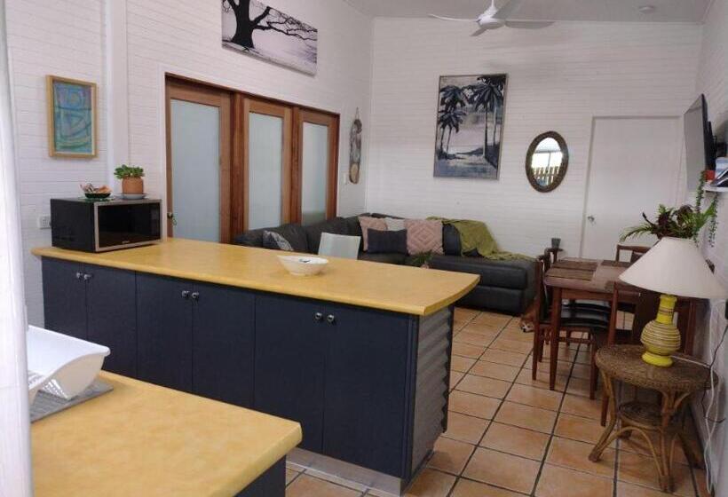 スタンダードスタジオ, Bargara Gardens Boutique Villas