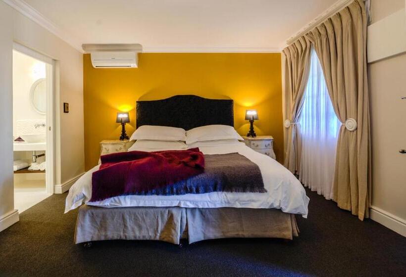 Номер Deluxe, The Post House Hotel   No Children Under The Age Of 16yrs