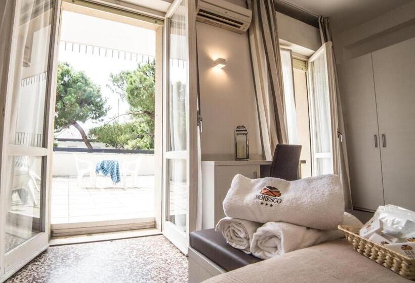 اتاق استاندارد چهارنفره با بالکن, B&b Moresco