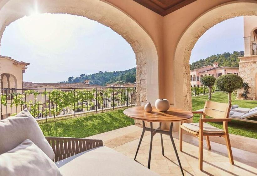 Suite, Cap Vermell Grand