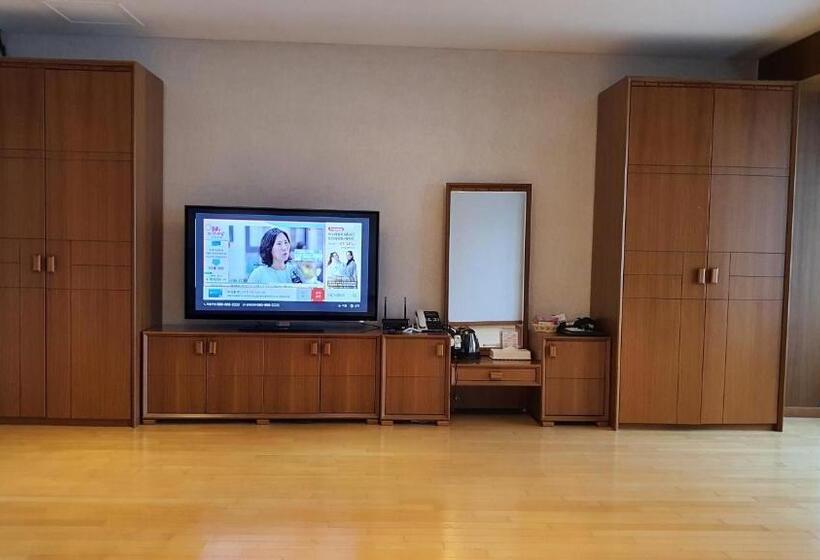 Номер Deluxe, Gyungpo Beach