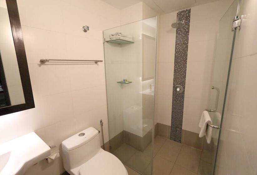 家庭间, The Guest Hotel & Spa
