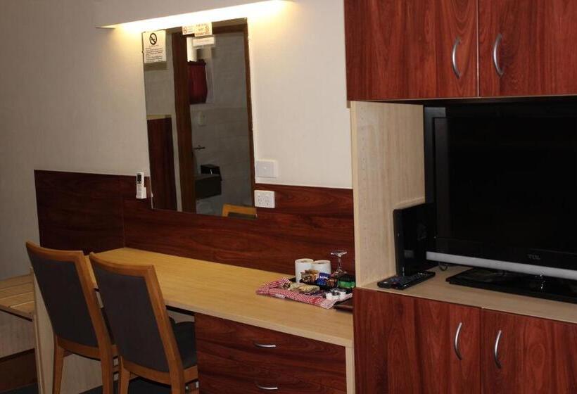 패밀리 룸, Acacia Motor Inn