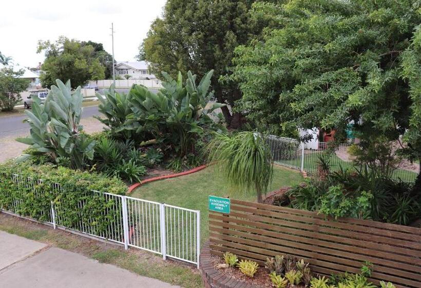 חדר אקזקיוטיב, Bundaberg Spanish Motor Inn