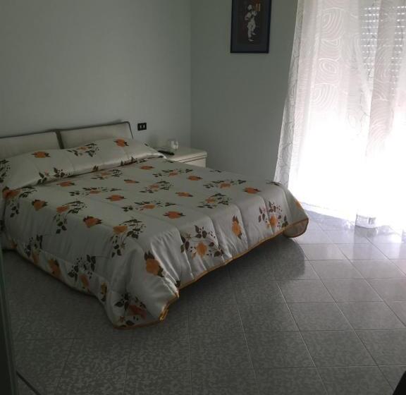 اتاق لوکس با بالکن و چشمانداز دریا, Agriturismo Fuoco D Amalfi Villa Iazzetta