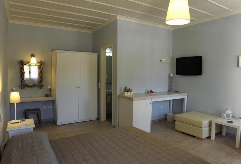 Quarto Estandar Vista Jardim, Almyris