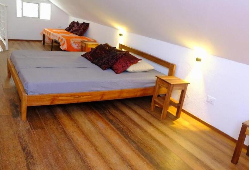 ドゥプレックスルーム, Kobe House