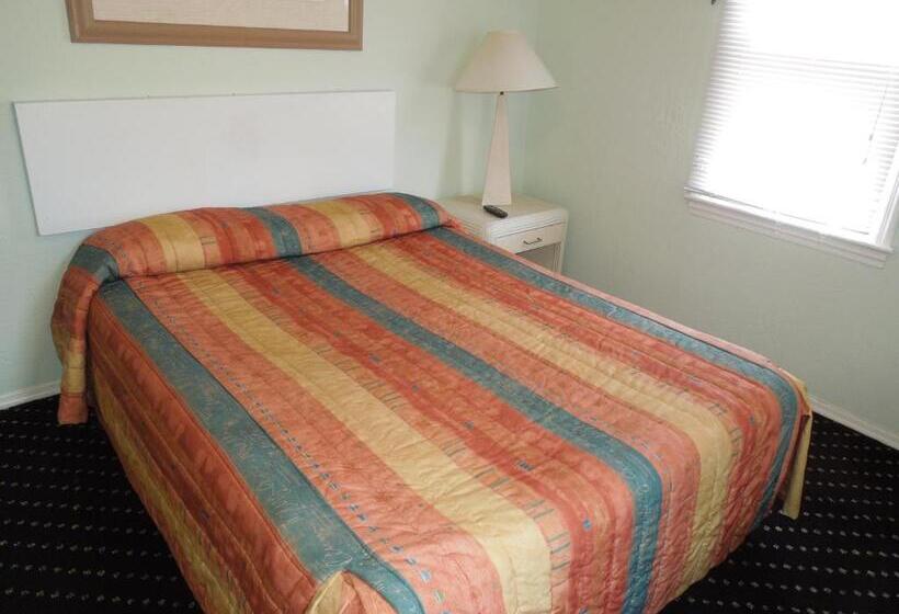 Апартаменты 2 Спальни, Quebec Motel