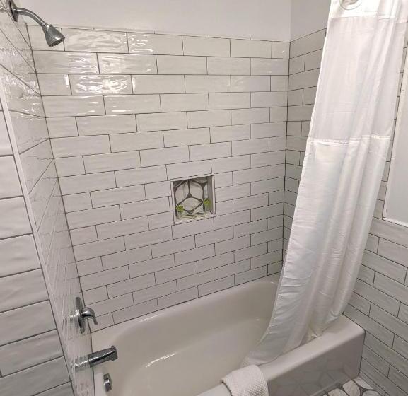 Апартаменты 3 Спальни, Quebec Motel