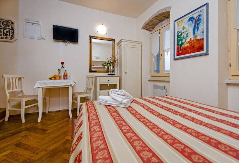 Номер Стандарт Вид на Море, Residence La Carera