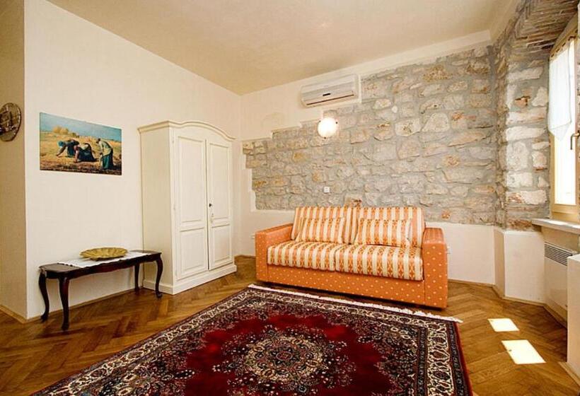 Апартаменты 1 Спальня Вид на Море, Residence La Carera