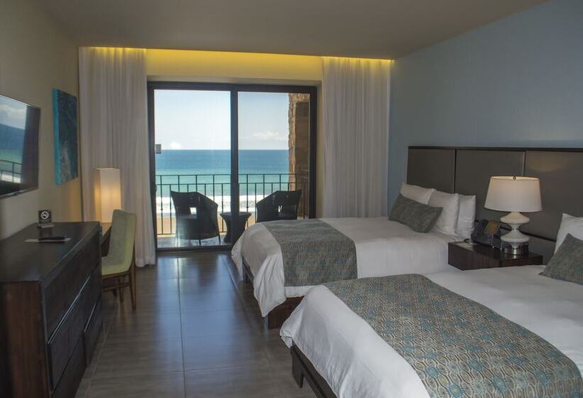 اتاق لوکس با بالکن و چشم‌انداز دریا, Croc S Resort & Casino